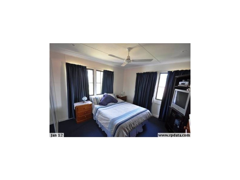 6 Drummer Street, Toolooa QLD 4680