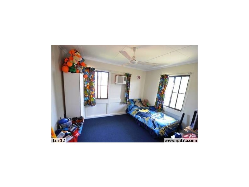 6 Drummer Street, Toolooa QLD 4680