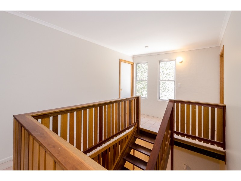 35 Allunga Drive, Glen Eden QLD 4680