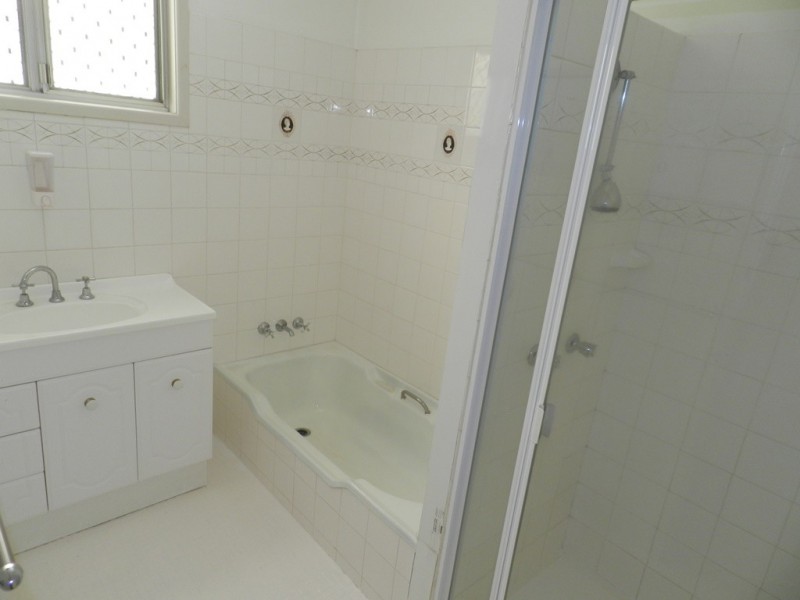 177 PHILIP STREET, West Gladstone QLD 4680