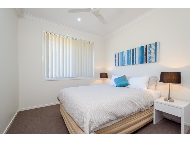1 Thornbill Street, New Auckland QLD 4680