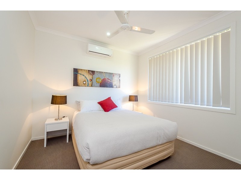 1 Thornbill Street, New Auckland QLD 4680