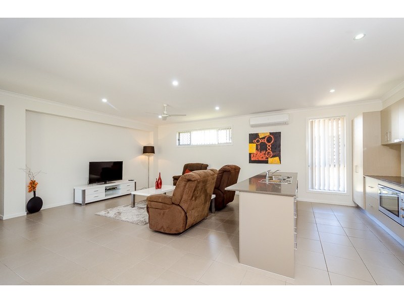 1 Thornbill Street, New Auckland QLD 4680