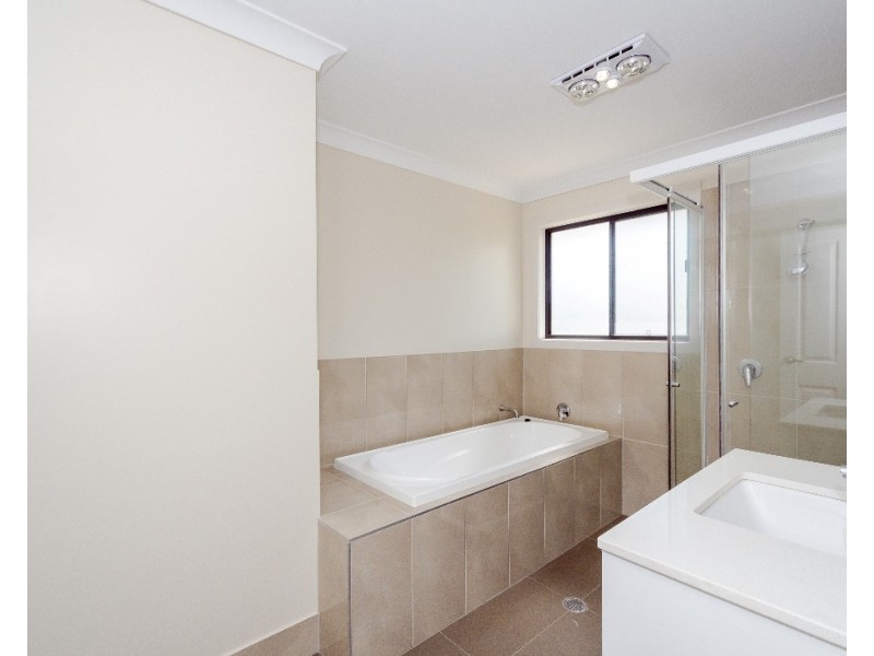 3A and 3B Tryon Street, Clinton QLD 4680