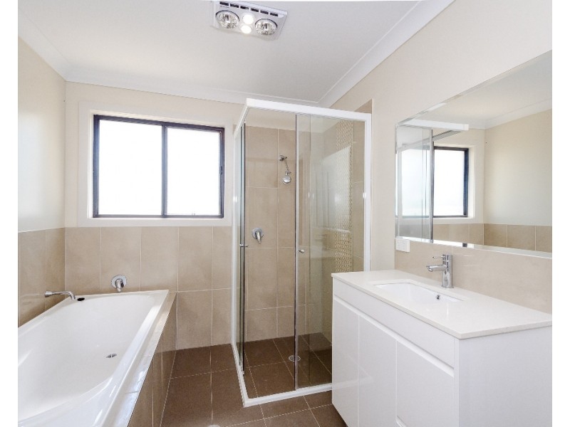 3A and 3B Tryon Street, Clinton QLD 4680