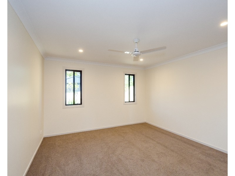 3A and 3B Tryon Street, Clinton QLD 4680