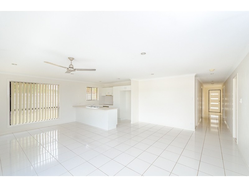 72 Victoria Avenue, Glen Eden QLD 4680