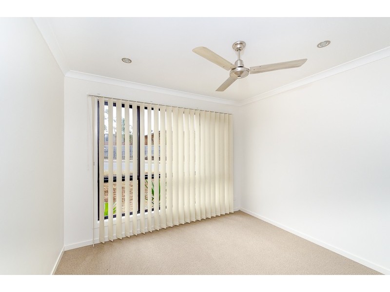 72 Victoria Avenue, Glen Eden QLD 4680