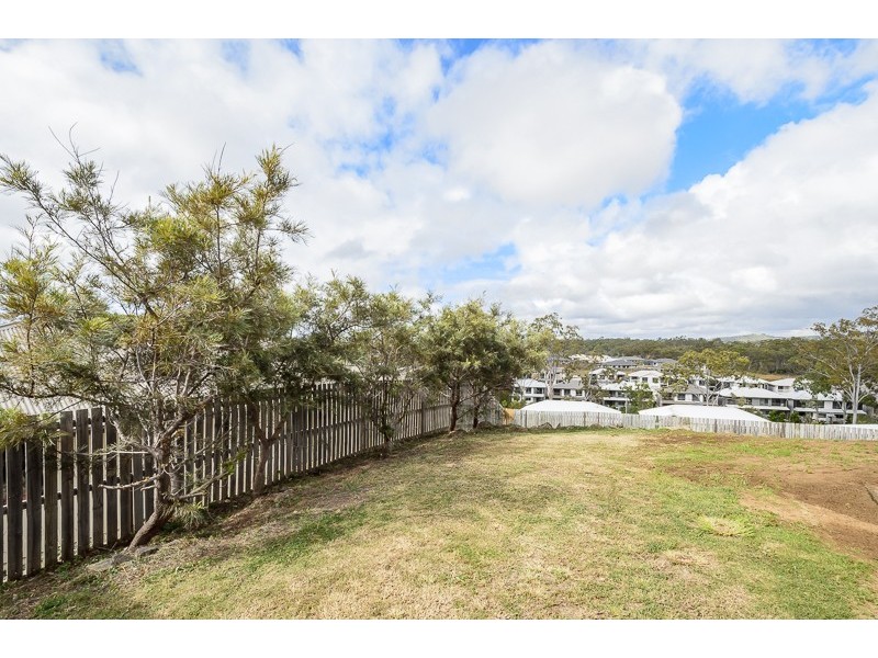 72 Victoria Avenue, Glen Eden QLD 4680