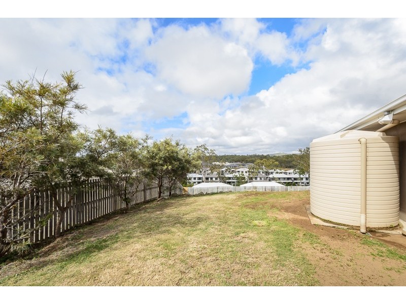 72 Victoria Avenue, Glen Eden QLD 4680
