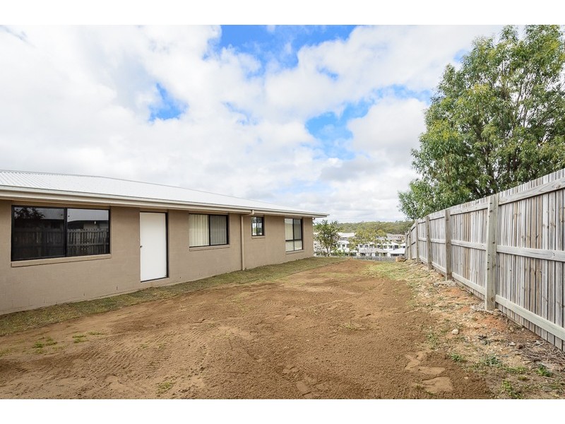 72 Victoria Avenue, Glen Eden QLD 4680