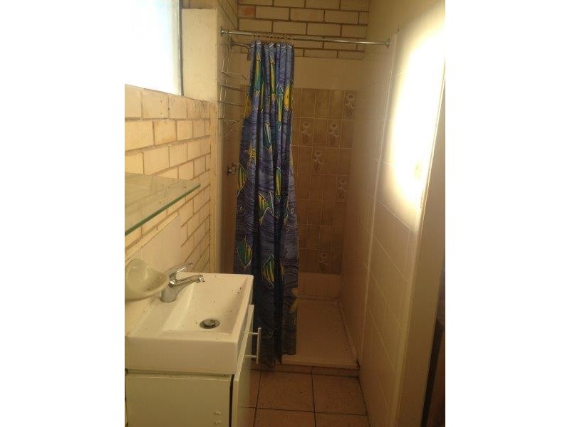 12 Aerodrome Rd, Clinton QLD 4680