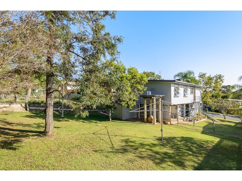 26 Wilson Street, New Auckland QLD 4680