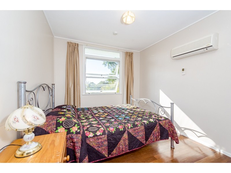 26 Wilson Street, New Auckland QLD 4680
