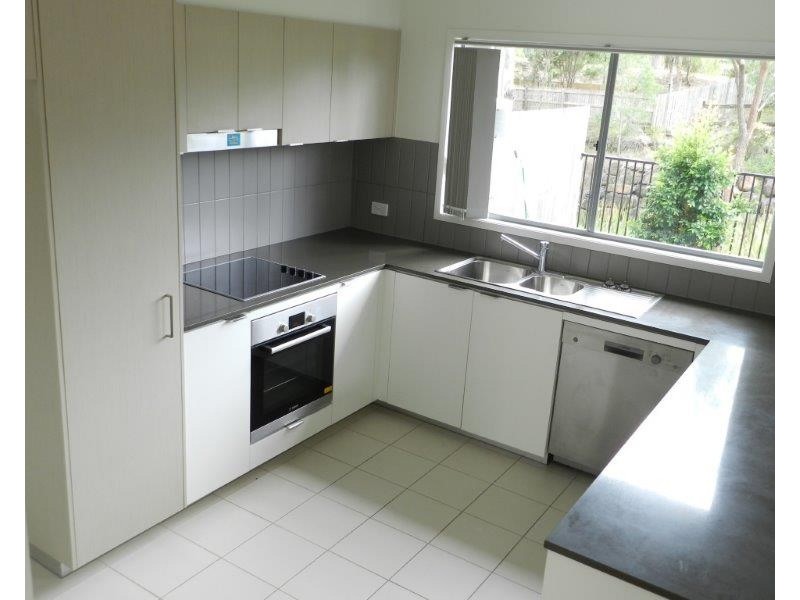 33/1 Ringuet Close, Glen Eden QLD 4680