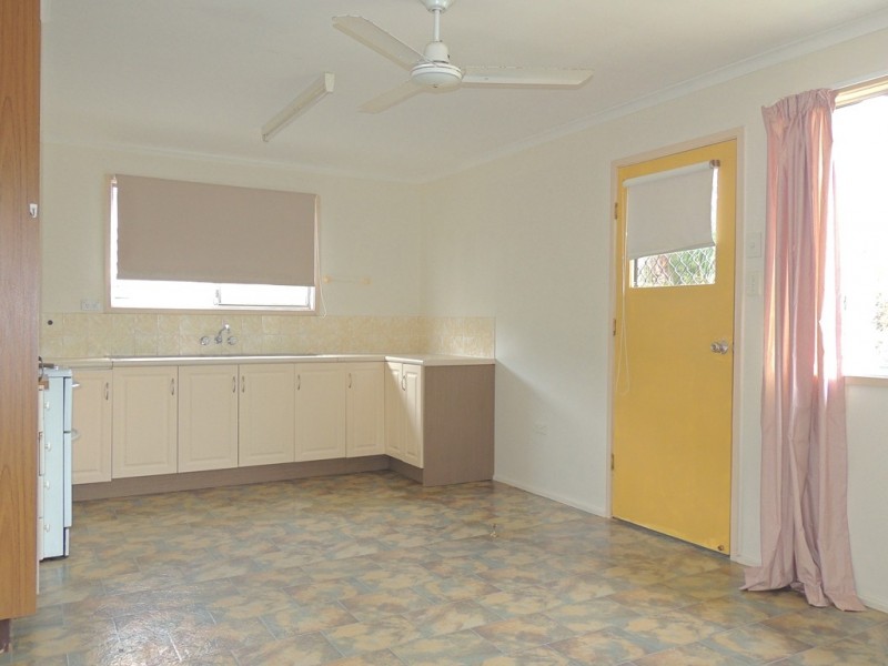 11 MARS CRESCENT, Telina QLD 4680