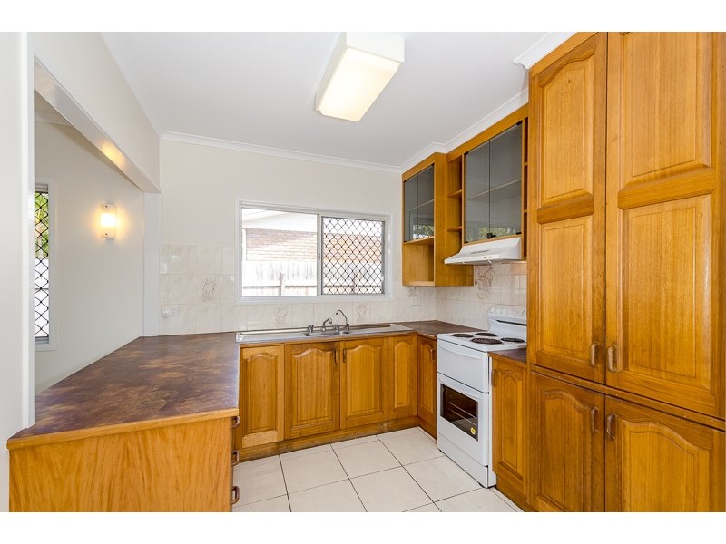 4 WARD CLOSE, South Gladstone QLD 4680