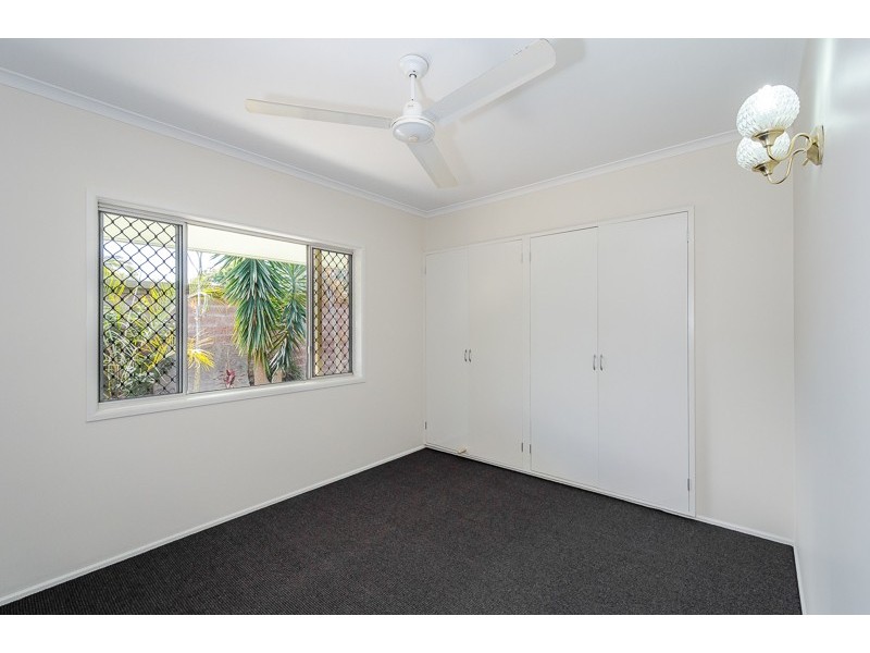 4 WARD CLOSE, South Gladstone QLD 4680