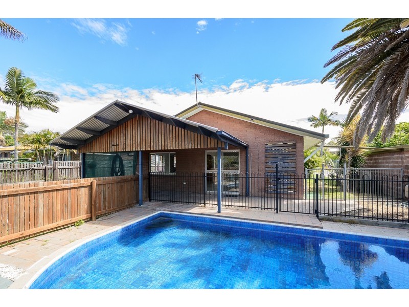 4 WARD CLOSE, South Gladstone QLD 4680
