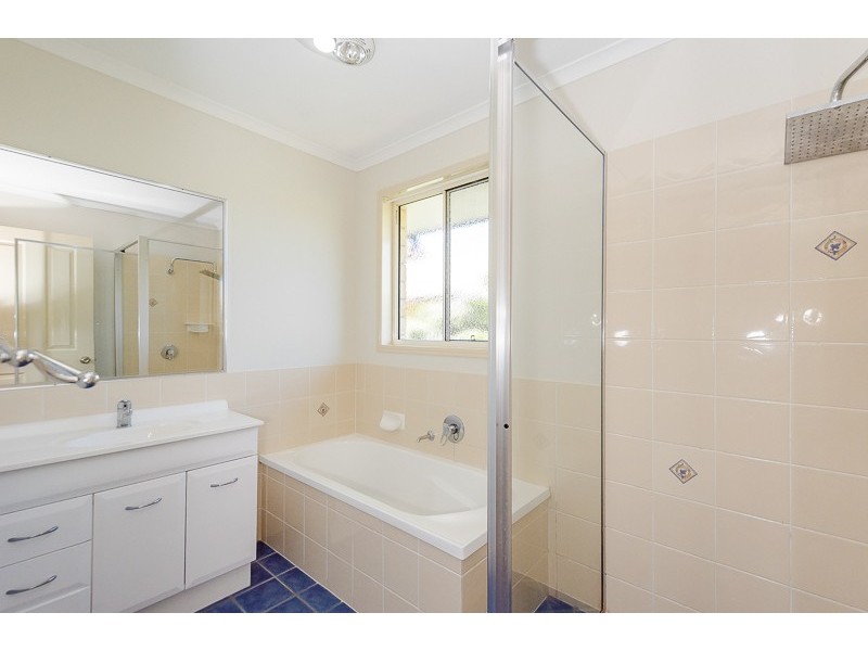 4 Monterey Way, Calliope QLD 4680