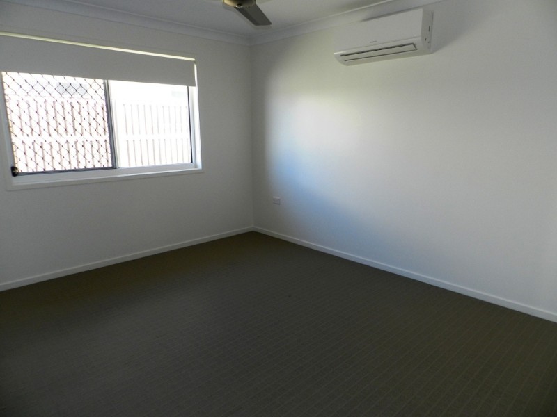 9 Lenthall Street, Boyne Island QLD 4680