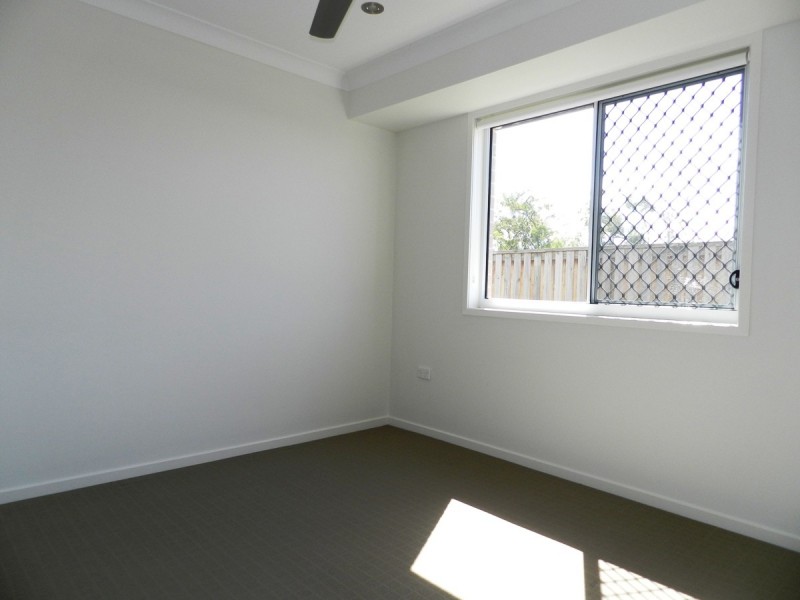 9 Lenthall Street, Boyne Island QLD 4680