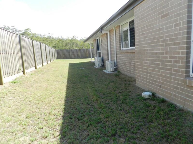 9 Lenthall Street, Boyne Island QLD 4680