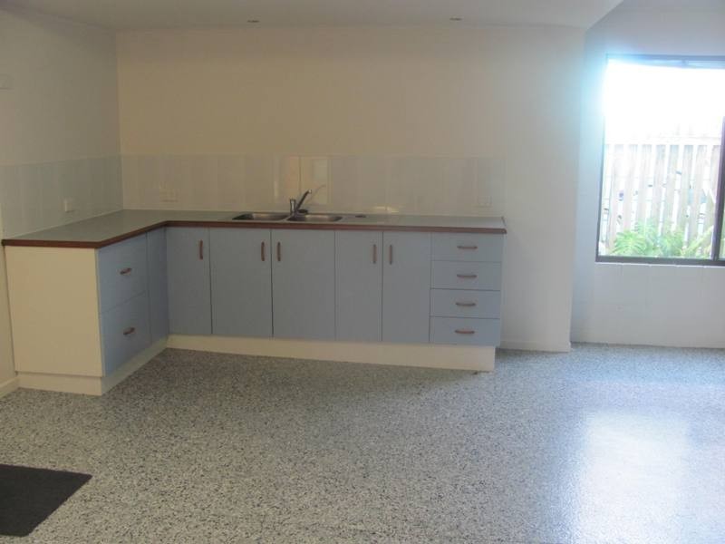 13 Bellemere Court, Boyne Island QLD 4680