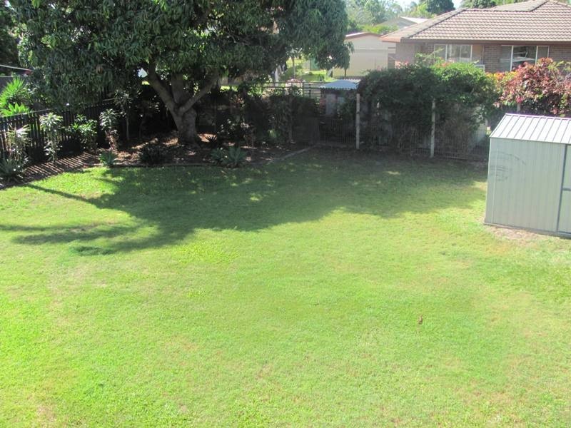 13 Bellemere Court, Boyne Island QLD 4680