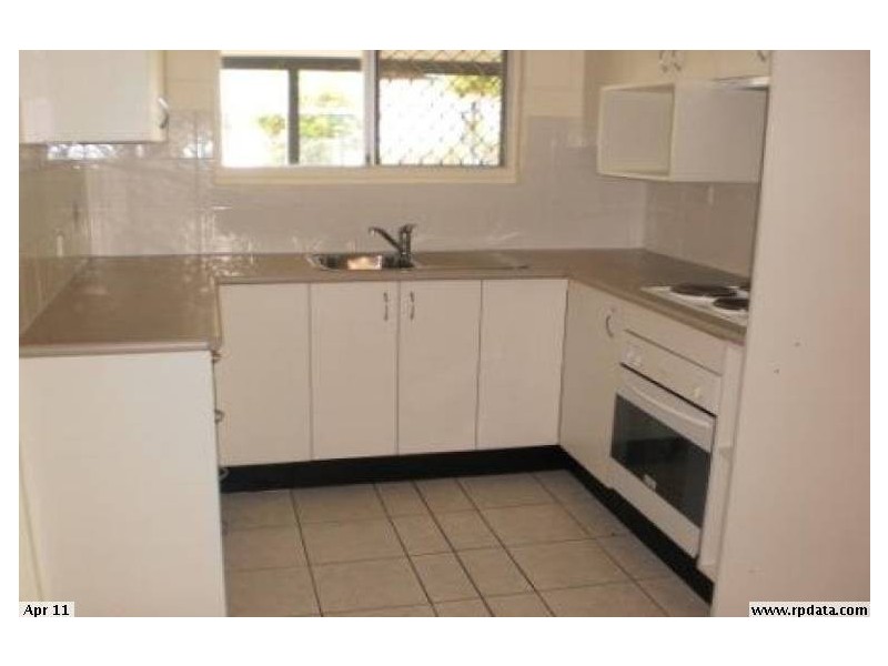 1/1 Schafer Street, Clinton QLD 4680