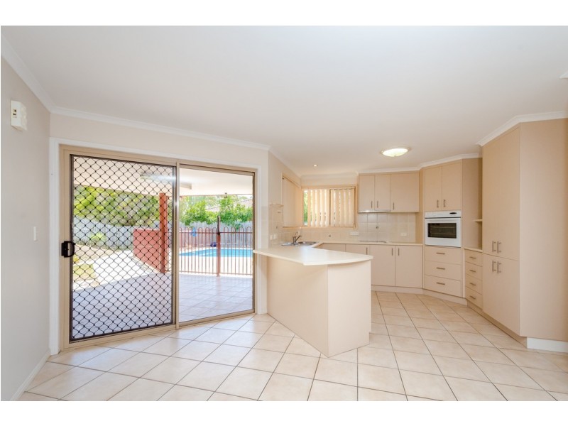 12 Dunstall Street, Clinton QLD 4680