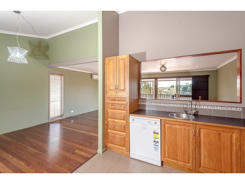 18 Rigby Crescent, West Gladstone QLD 4680