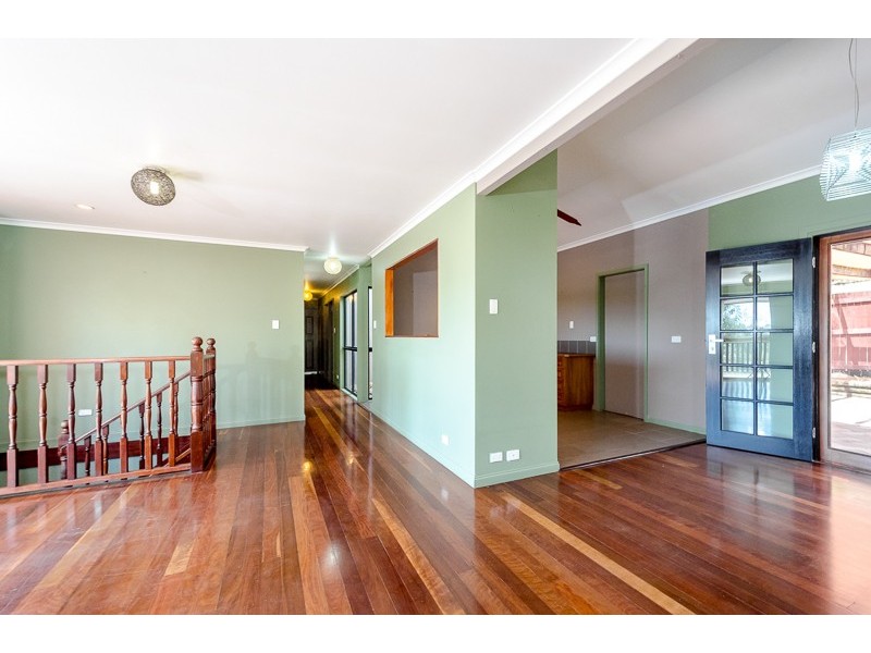 18 Rigby Crescent, West Gladstone QLD 4680