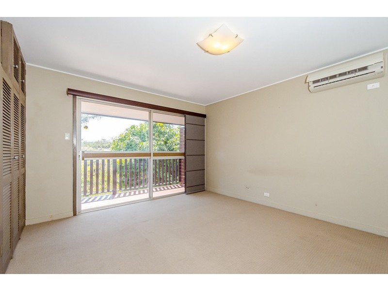 18 Rigby Crescent, West Gladstone QLD 4680
