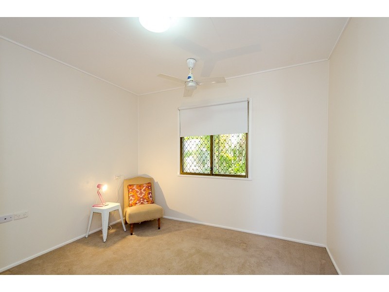 37 Wilson Street, New Auckland QLD 4680