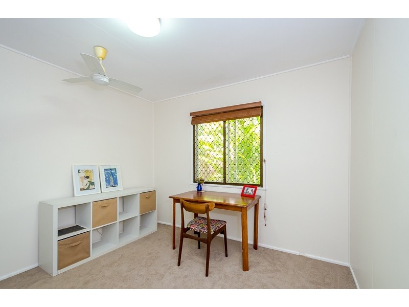 37 Wilson Street, New Auckland QLD 4680