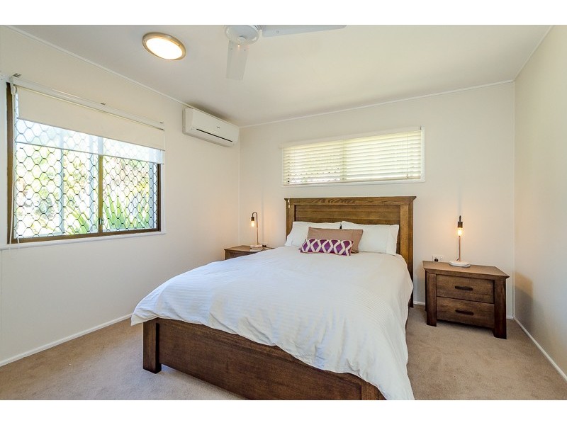 37 Wilson Street, New Auckland QLD 4680