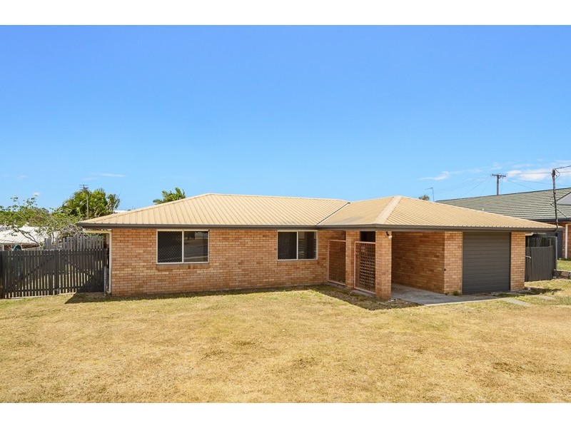8 WITNEY STREET, Telina QLD 4680