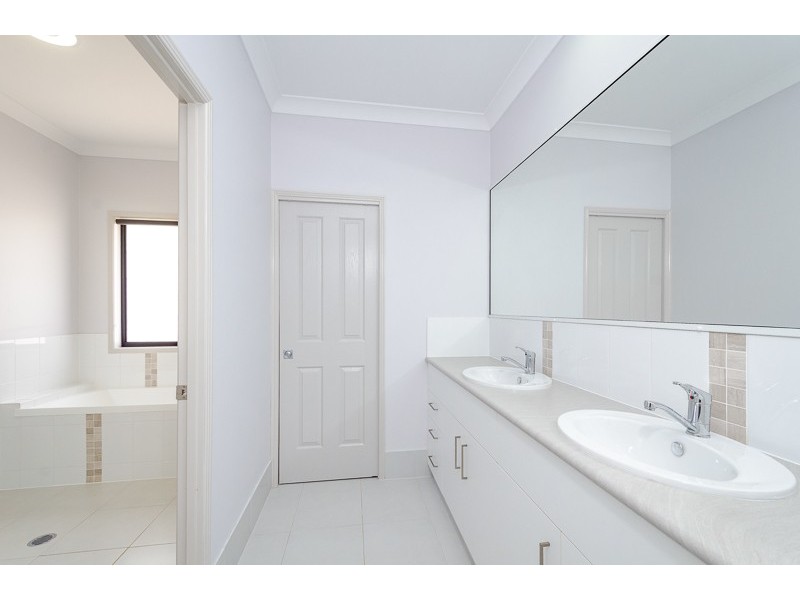 20 Cody Triggs Court, Beecher QLD 4680