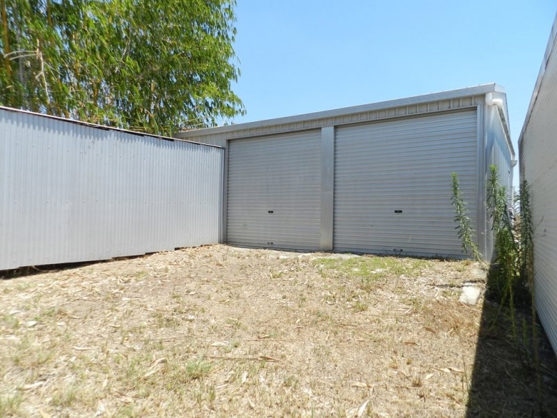 47 Mount Larcom-Bracewell Rd, Mount Larcom QLD 4695