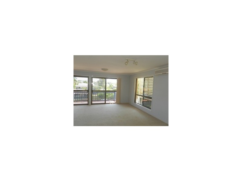2 Luton Street, Telina QLD 4680
