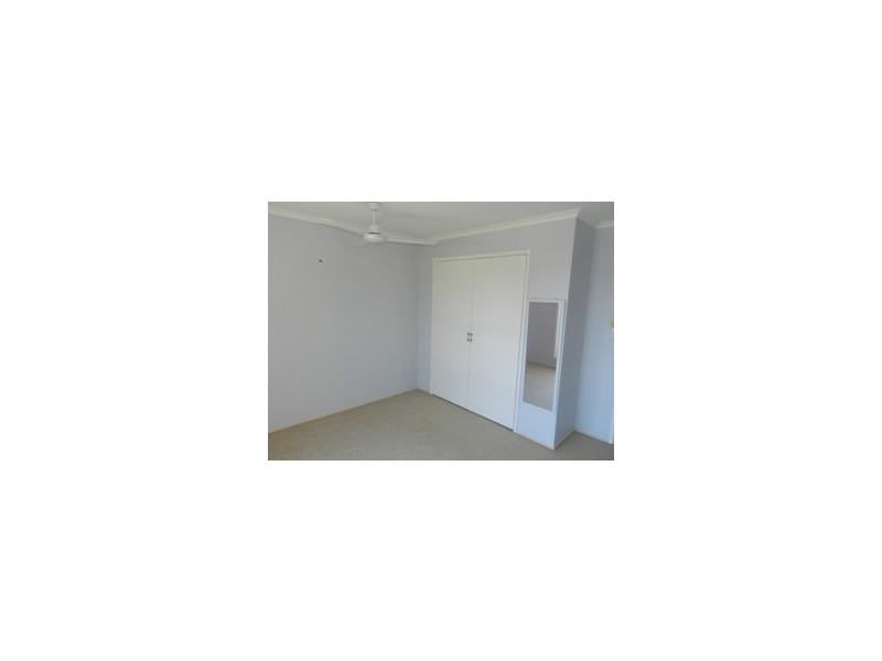 2 Luton Street, Telina QLD 4680