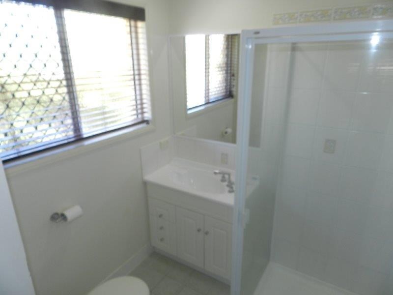 56 Emmadale drive, New Auckland QLD 4680