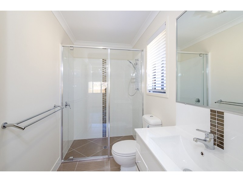 44 Fitzroy Avenue, Clinton QLD 4680
