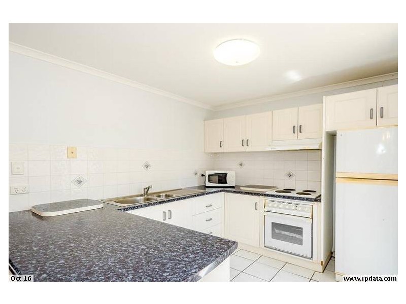 3/6 View Street, West Gladstone QLD 4680