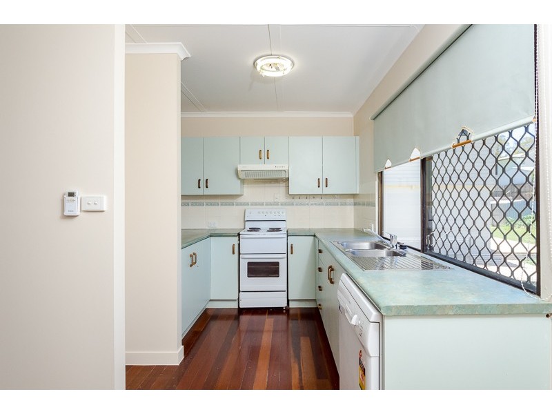 54 Beak Street, New Auckland QLD 4680