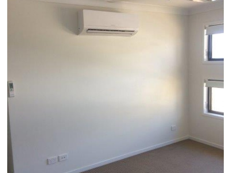 22 Wentworth Place, Glen Eden QLD 4680