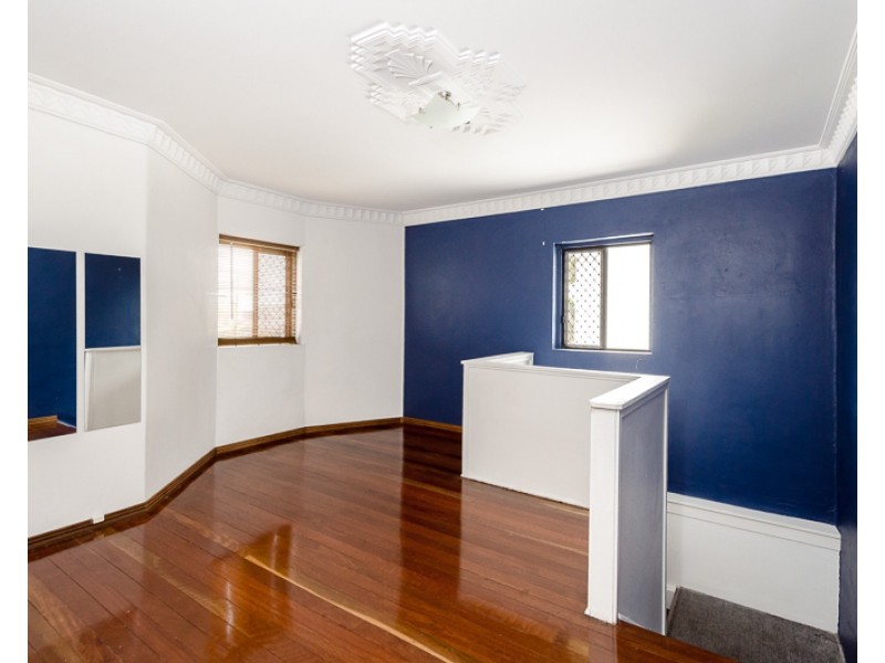 3/37 Bramston Street, Gladstone QLD 4680