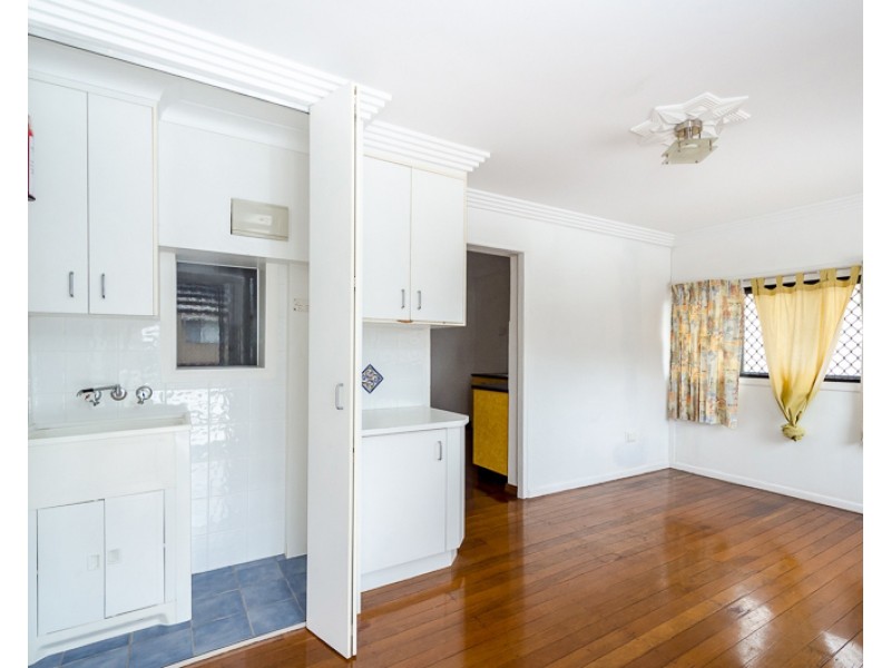 3/37 Bramston Street, Gladstone QLD 4680