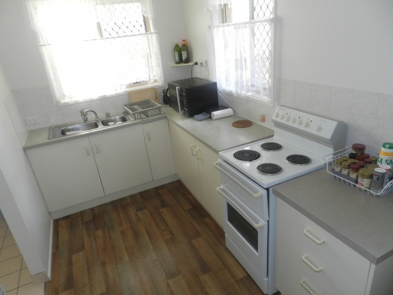 1/4 KERFOOT CLOSE, Tannum Sands QLD 4680